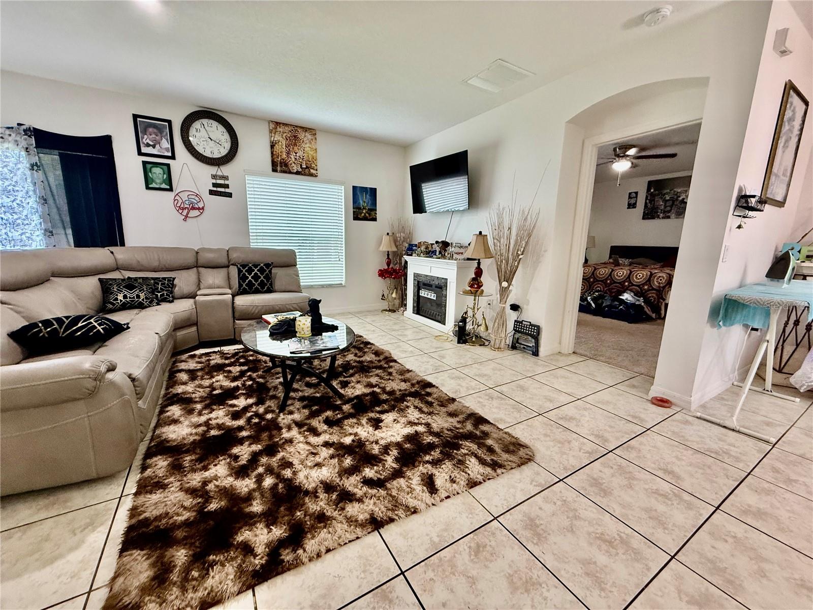 Image 5 of 9 For 4029 Marina Isle Drive