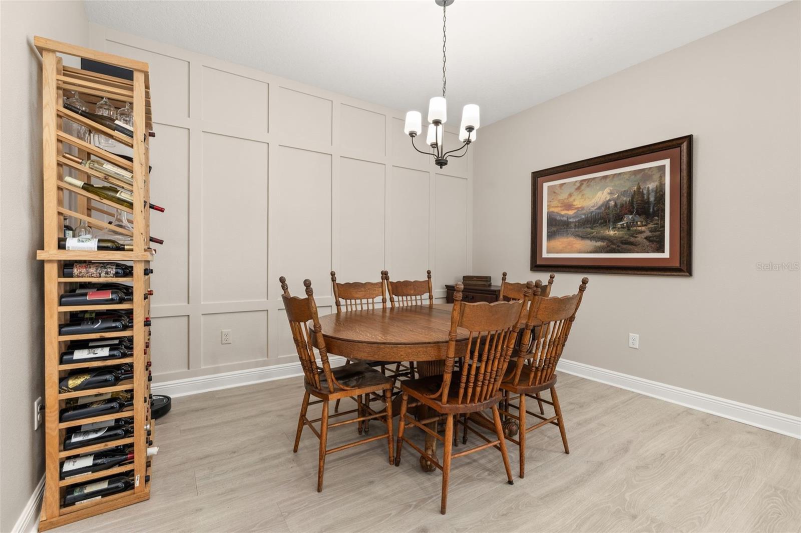 Image 11 of 56 For 4542 Lions Gate Avenue