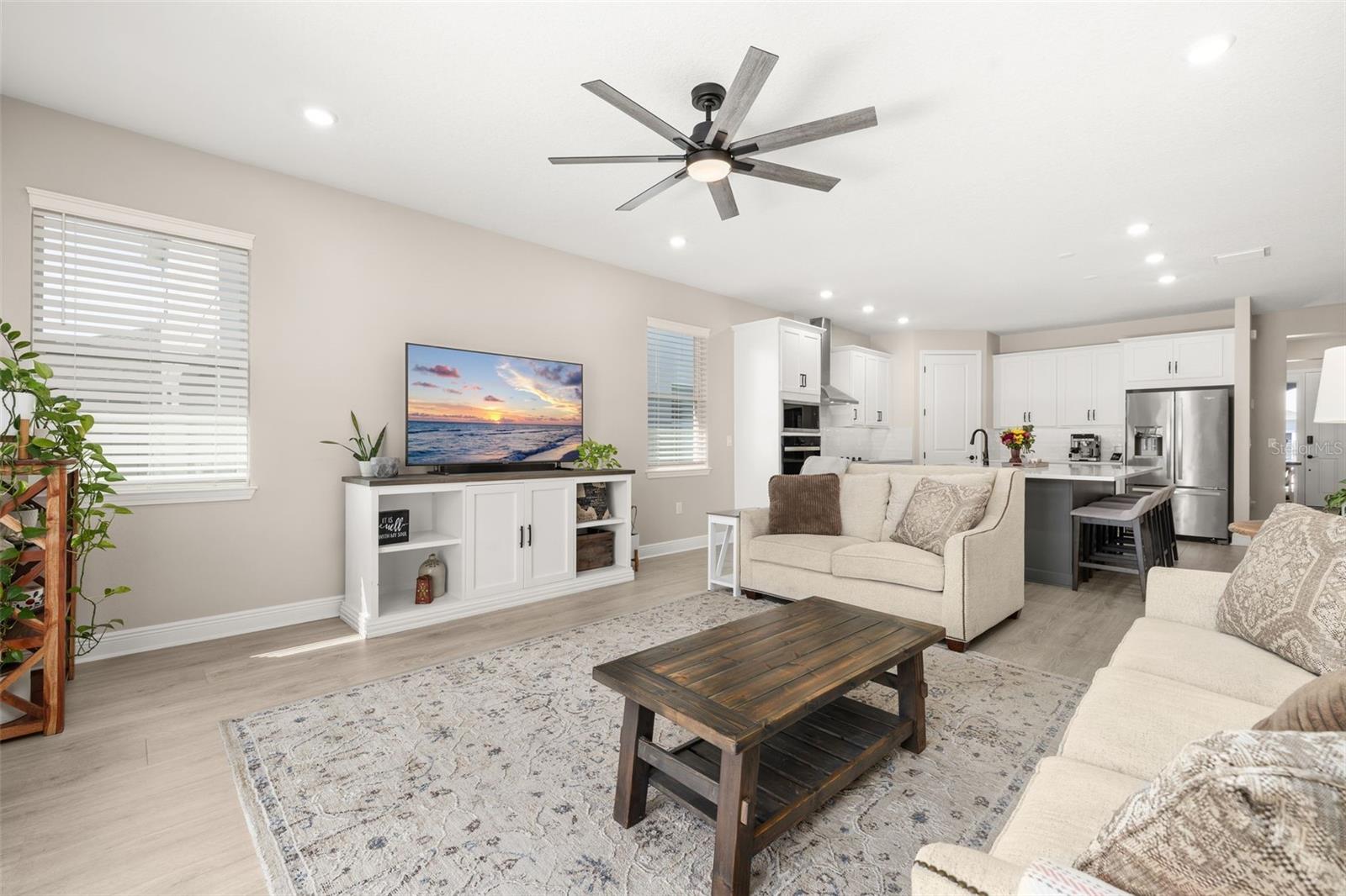 Image 13 of 56 For 4542 Lions Gate Avenue