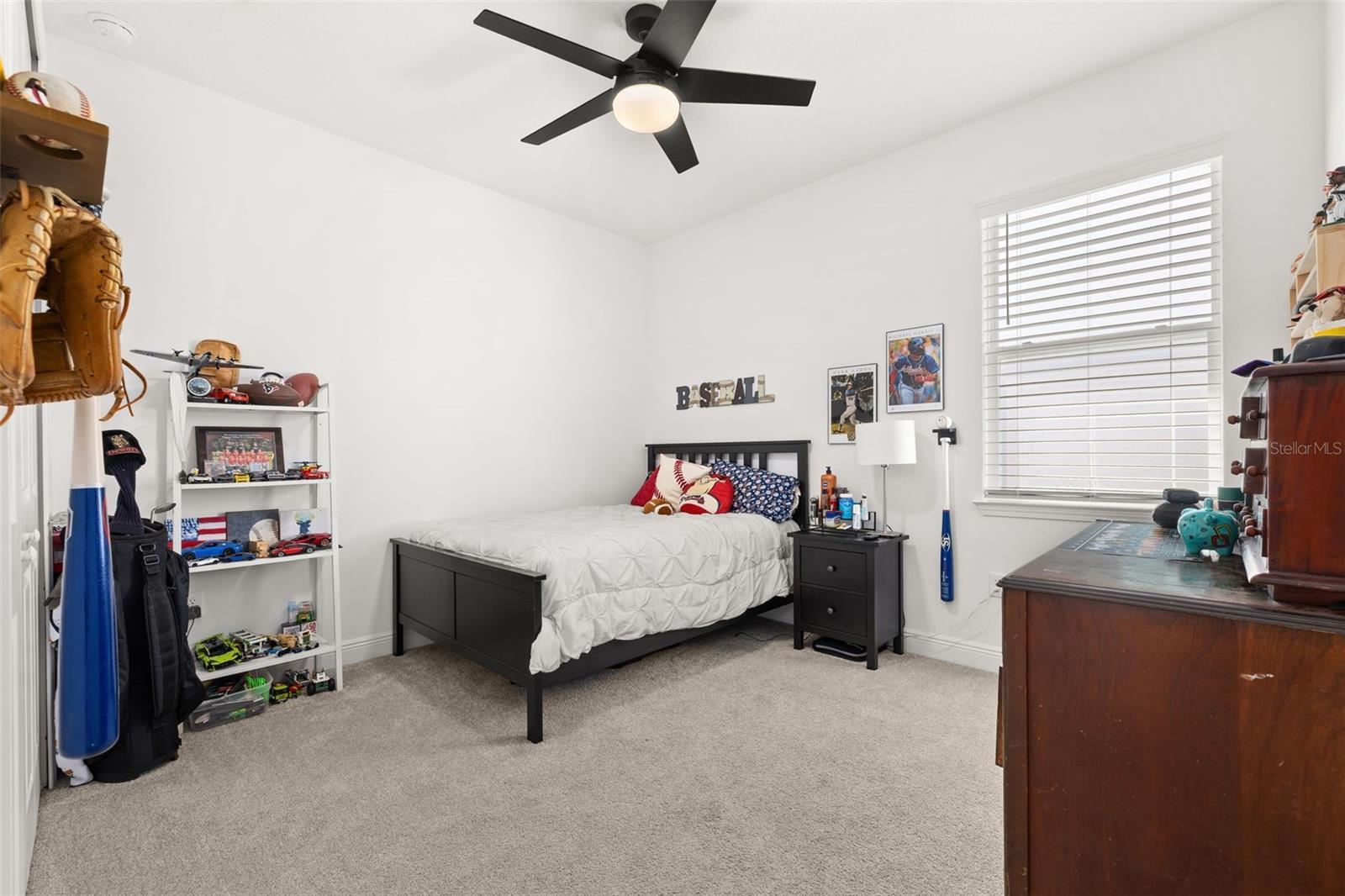 Image 27 of 56 For 4542 Lions Gate Avenue