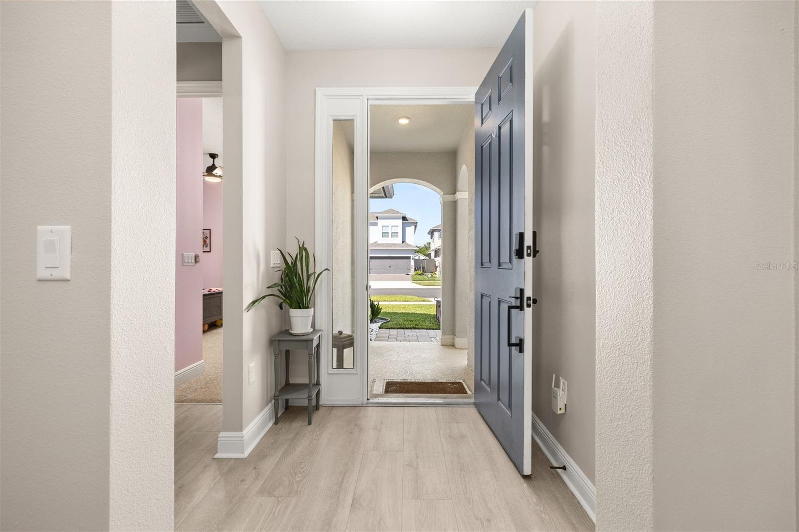 Image 3 of 56 For 4542 Lions Gate Avenue