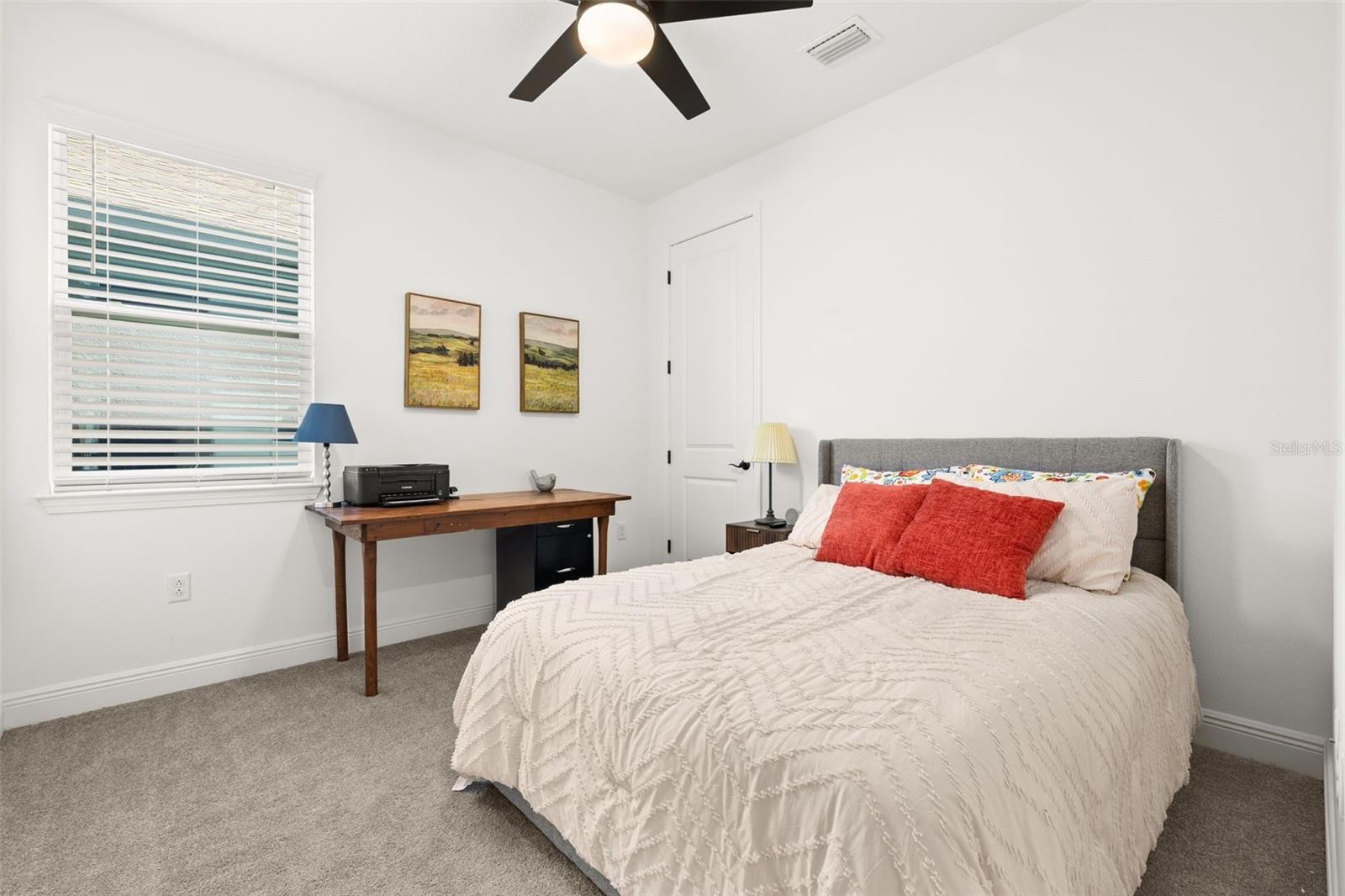 Image 31 of 56 For 4542 Lions Gate Avenue