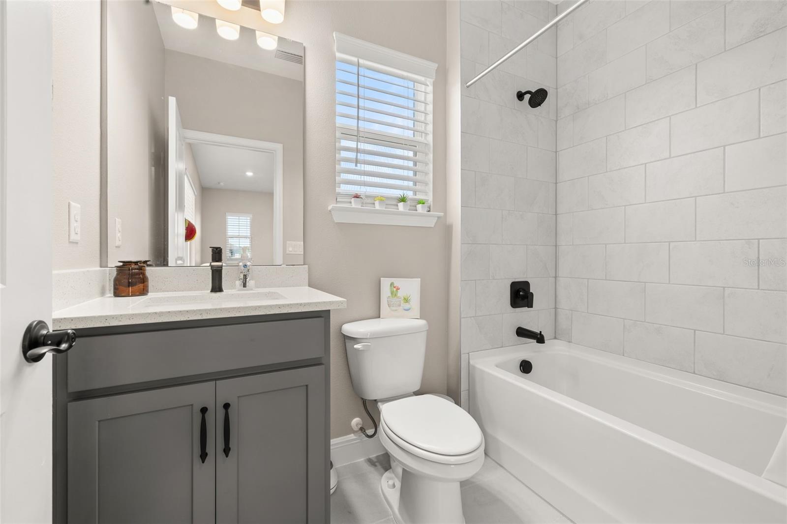 Image 37 of 56 For 4542 Lions Gate Avenue