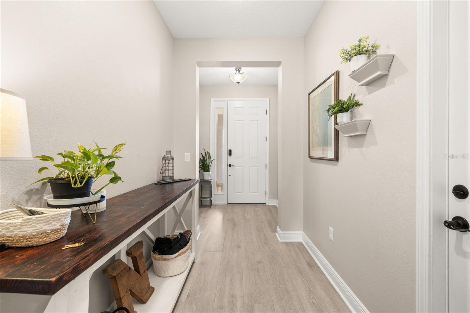 Image 4 of 56 For 4542 Lions Gate Avenue