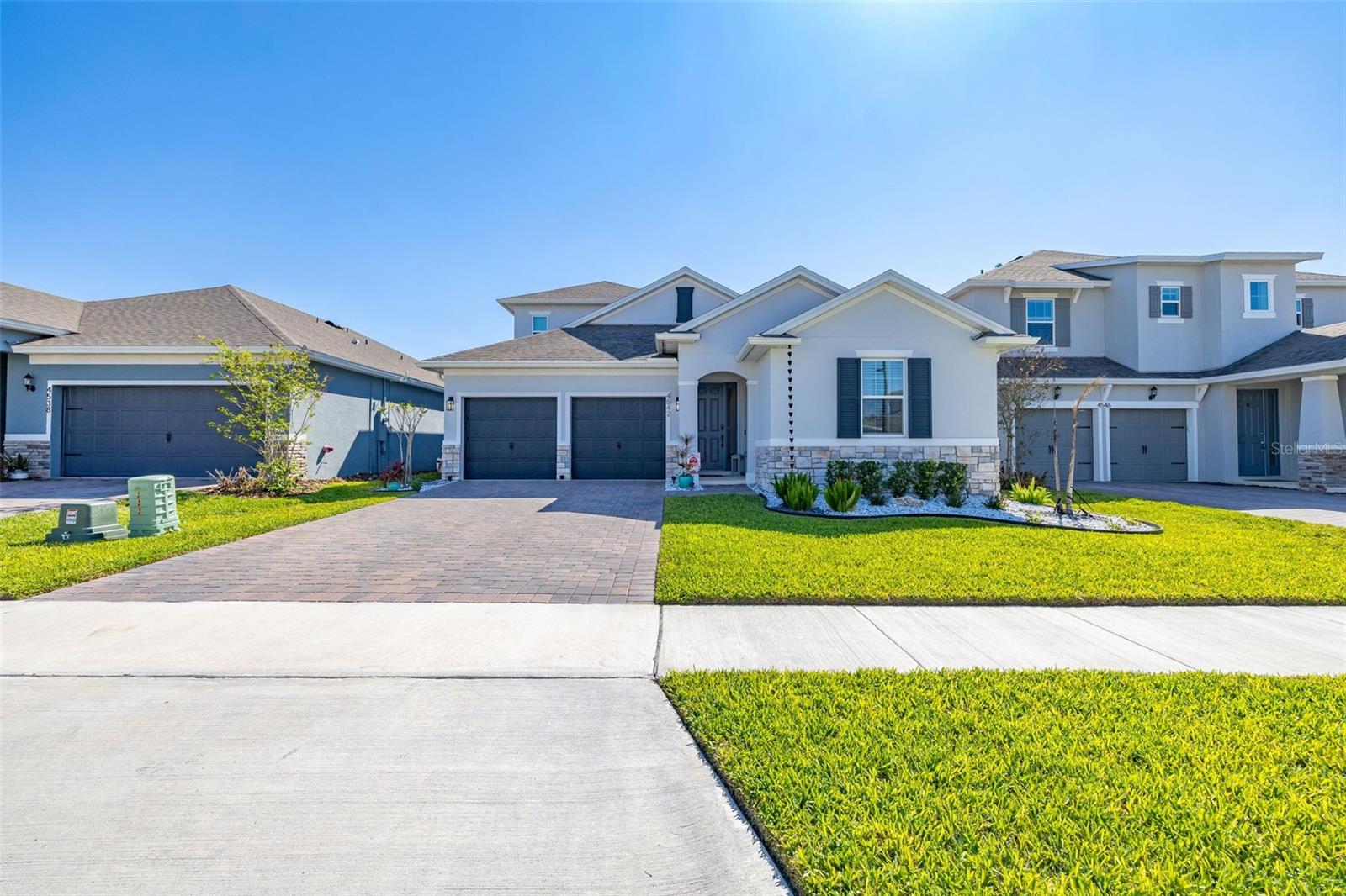 Image 49 of 56 For 4542 Lions Gate Avenue