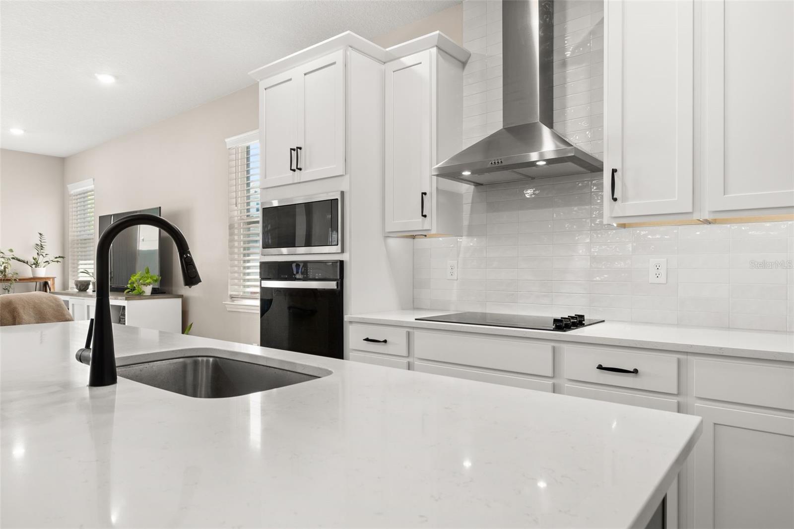 Image 6 of 56 For 4542 Lions Gate Avenue