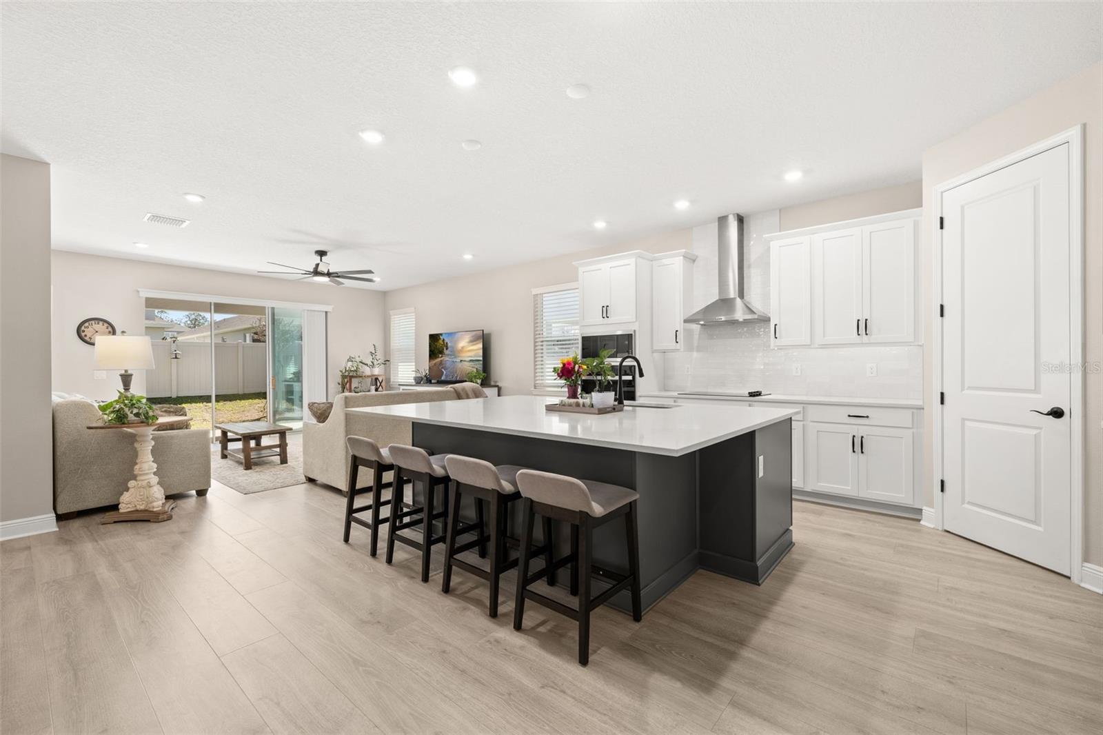 Image 9 of 56 For 4542 Lions Gate Avenue