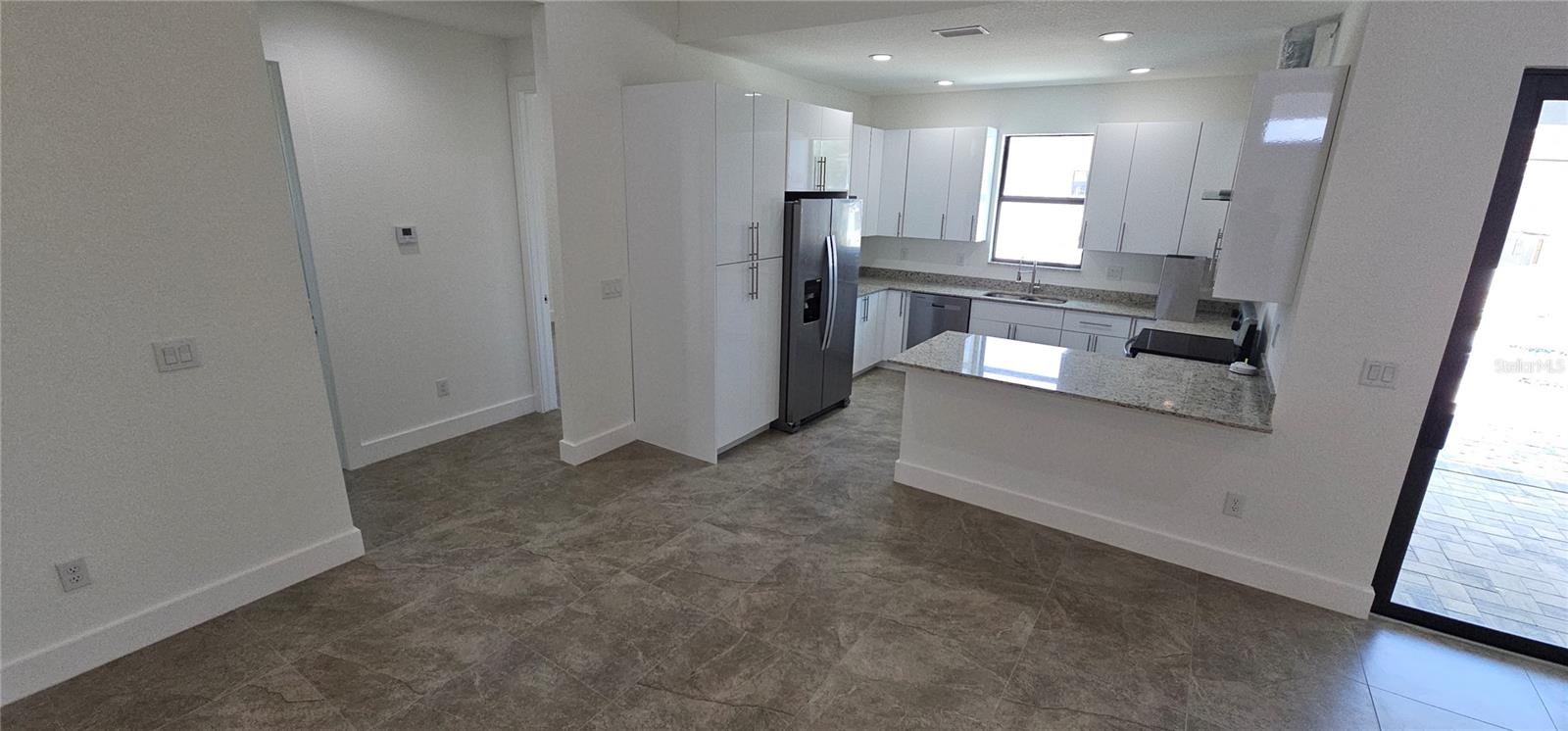 Image 11 of 48 For 3413 18th Street