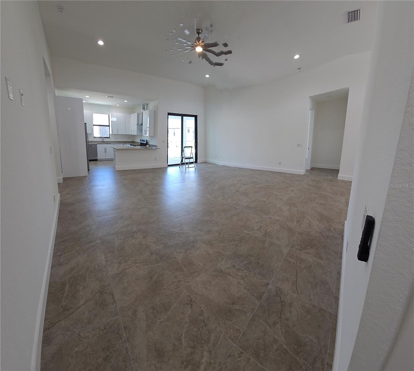 Image 25 of 48 For 3413 18th Street