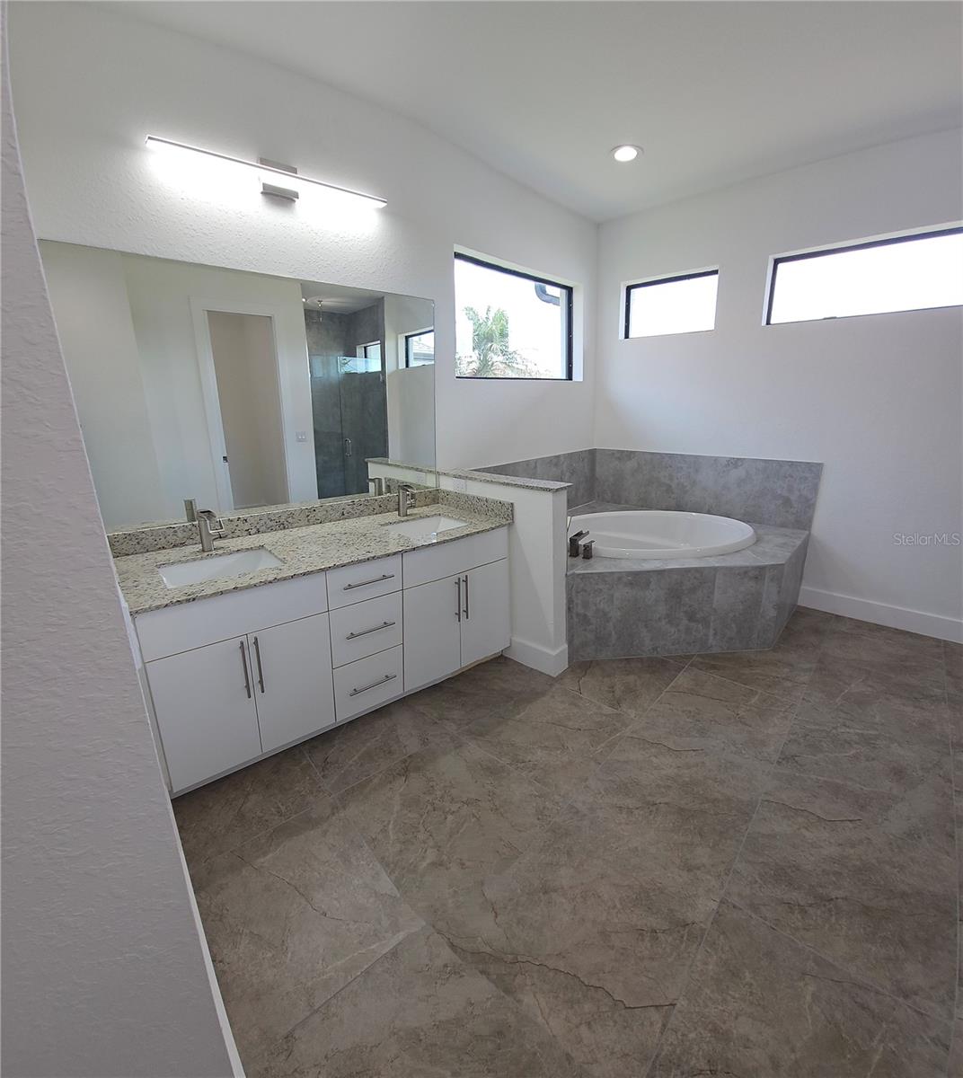 Image 33 of 48 For 3413 18th Street