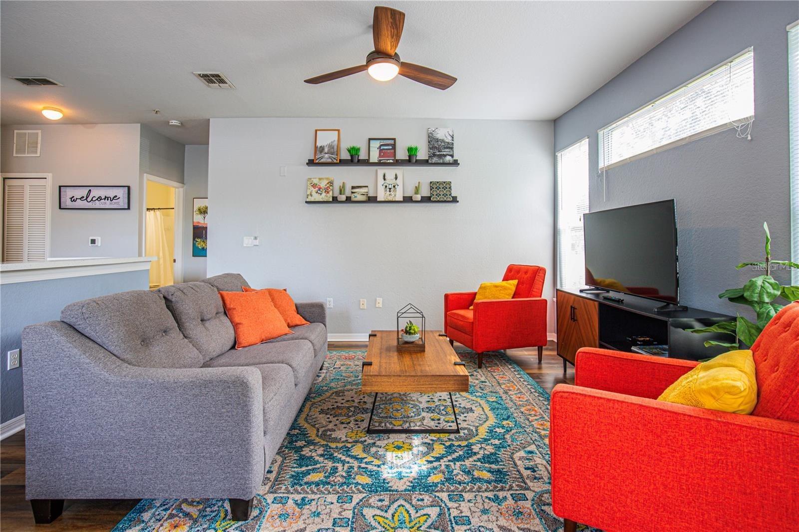 Image 5 of 32 For 8913 Legacy Court 111