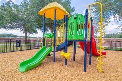 Image 22 of 31 For 2414 Caravelle Circle