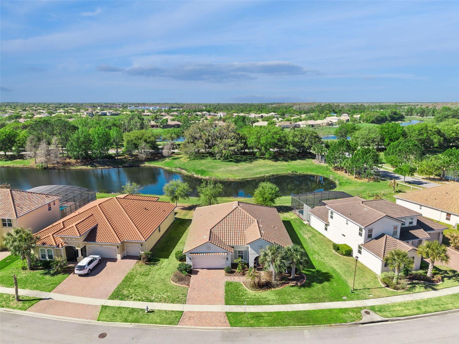 Image 44 of 84 For 2780 Rialto Court