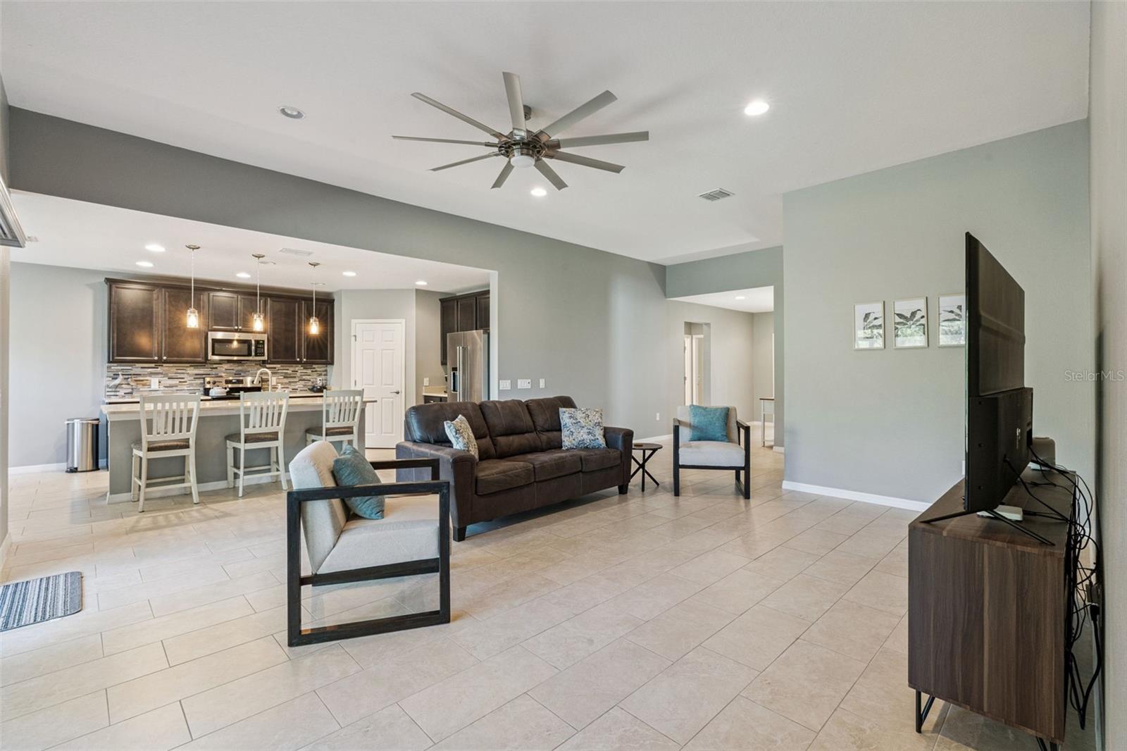 Image 9 of 84 For 2780 Rialto Court