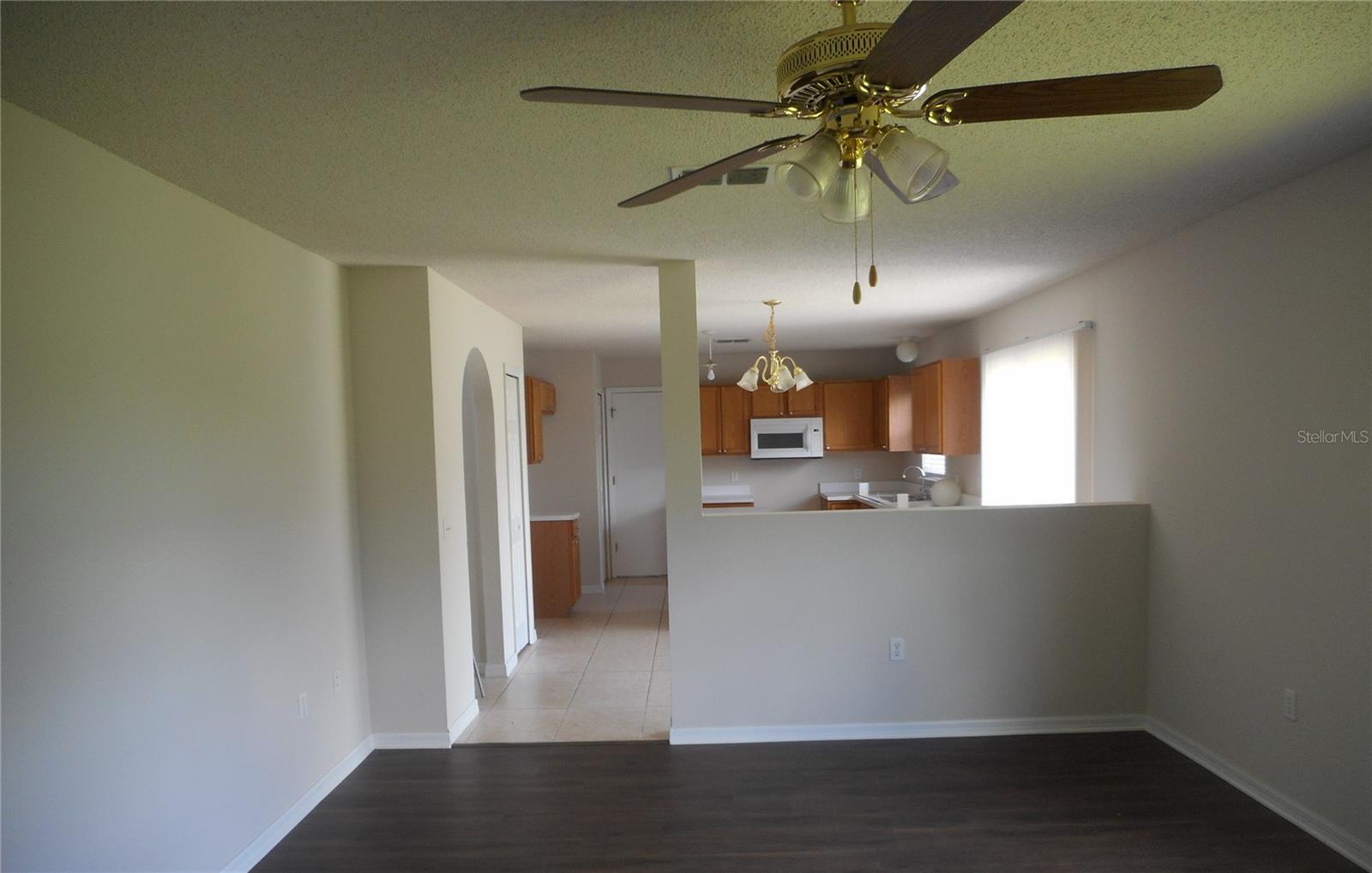 Image 12 of 12 For 950 Derbyshire Drive