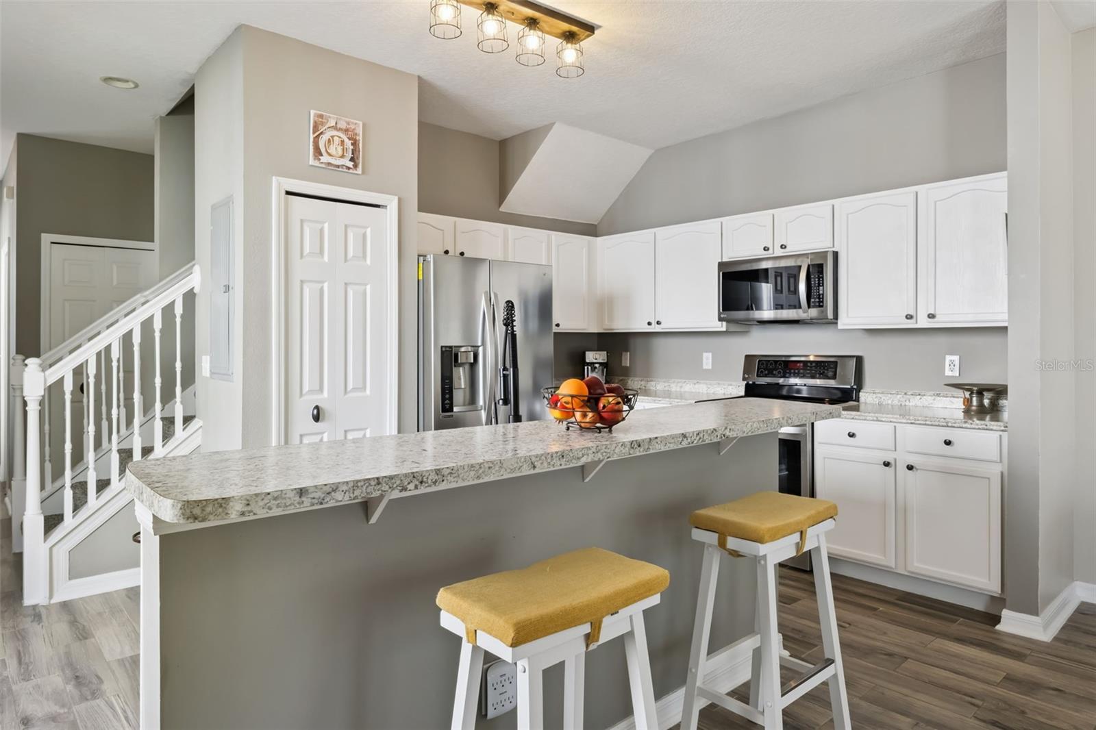 Image 13 of 35 For 17516 Blessing Drive