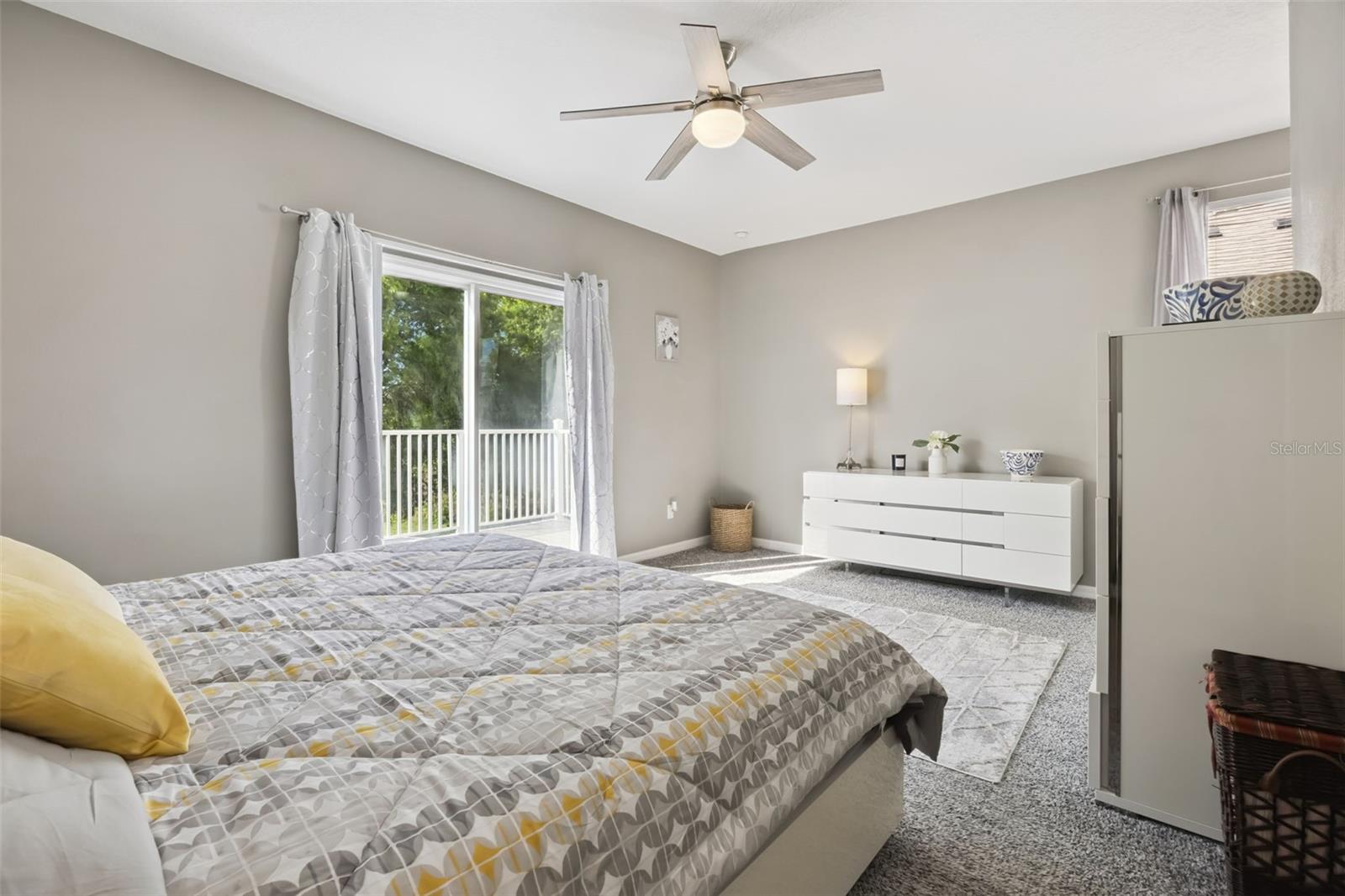 Image 14 of 35 For 17516 Blessing Drive