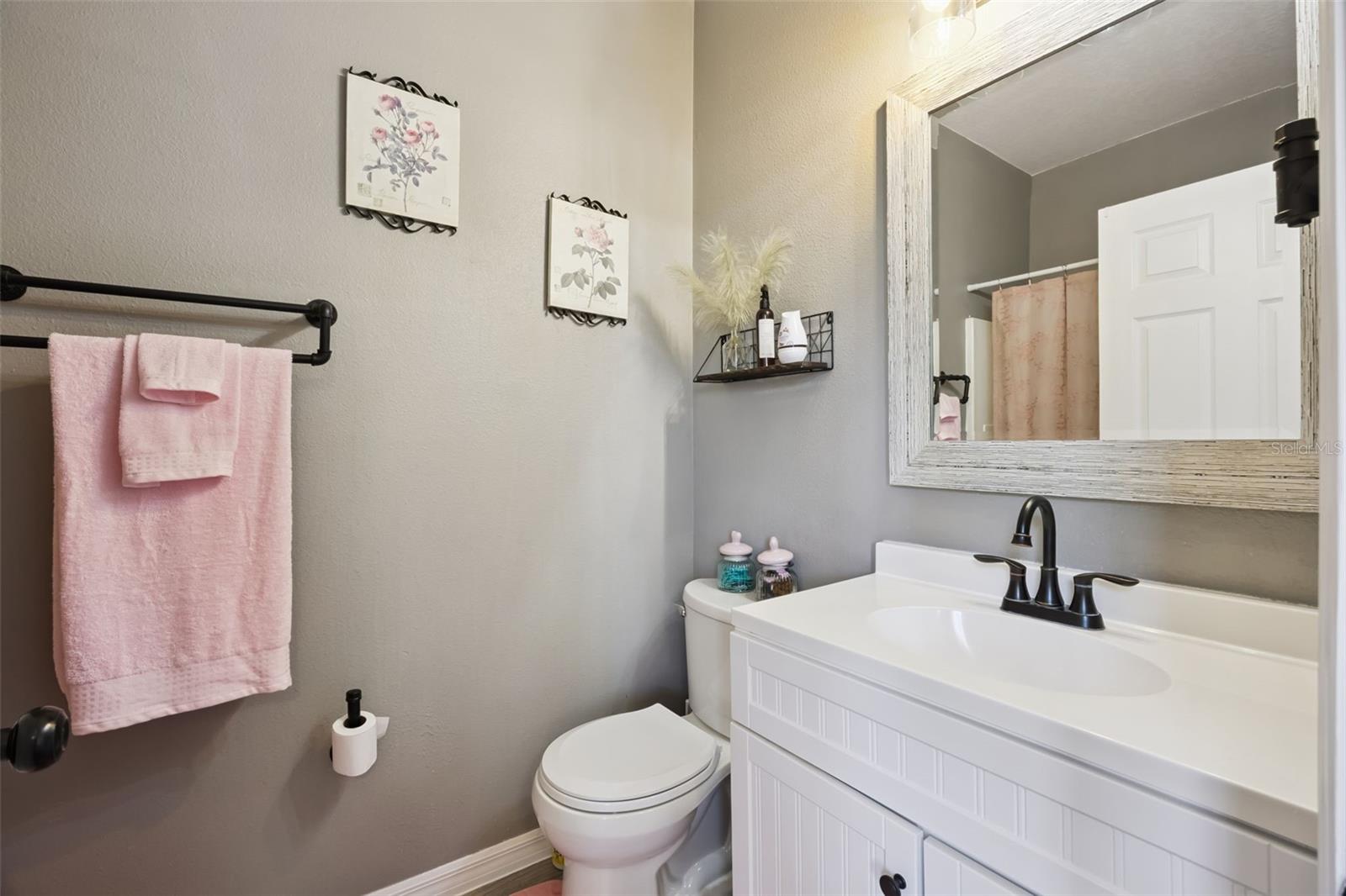 Image 25 of 35 For 17516 Blessing Drive