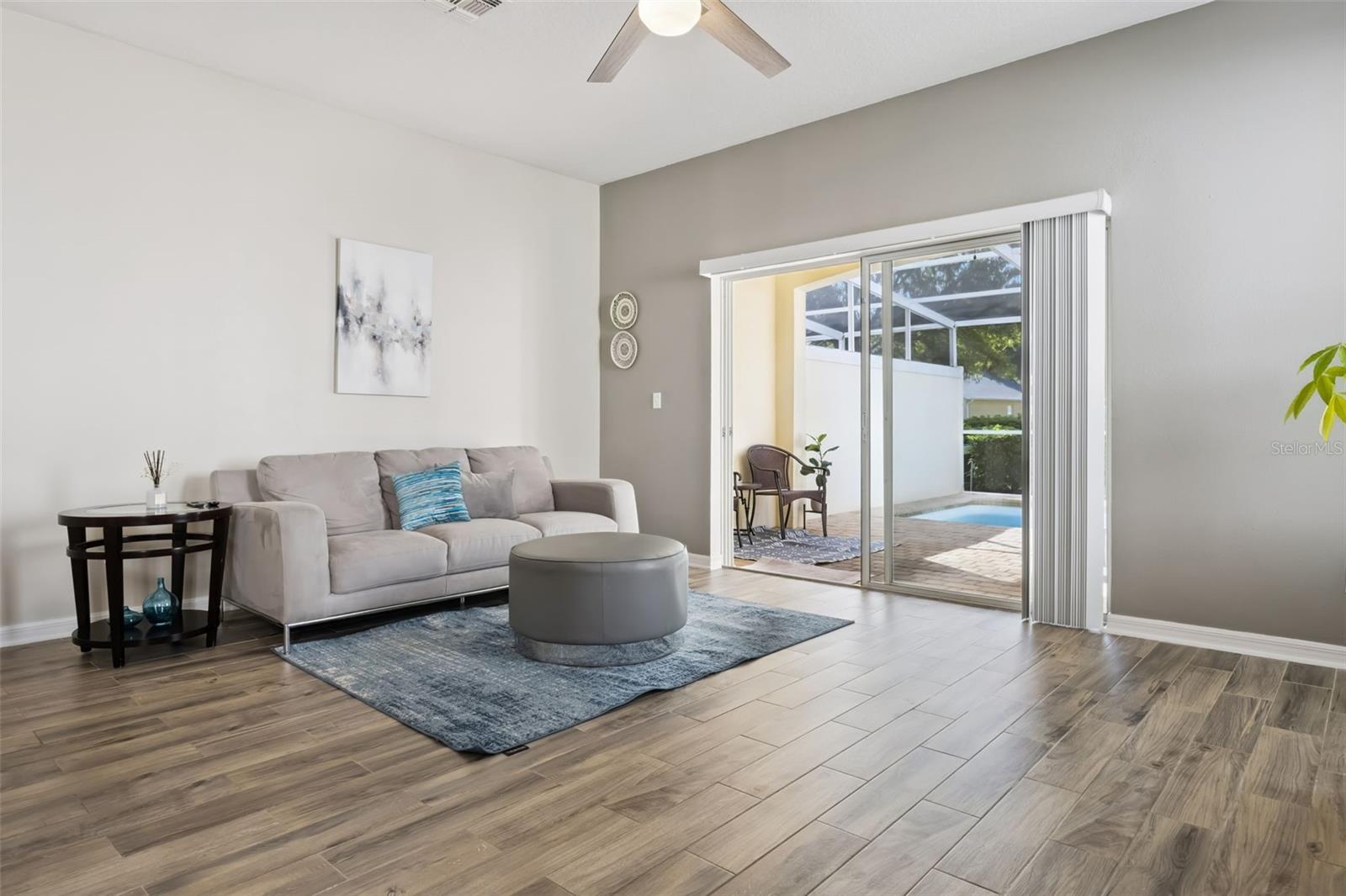 Image 8 of 35 For 17516 Blessing Drive