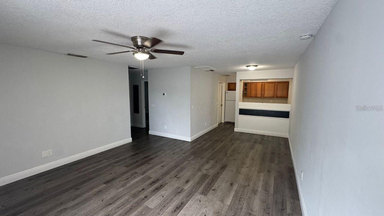 Image 3 of 9 For 2920 50th Court C