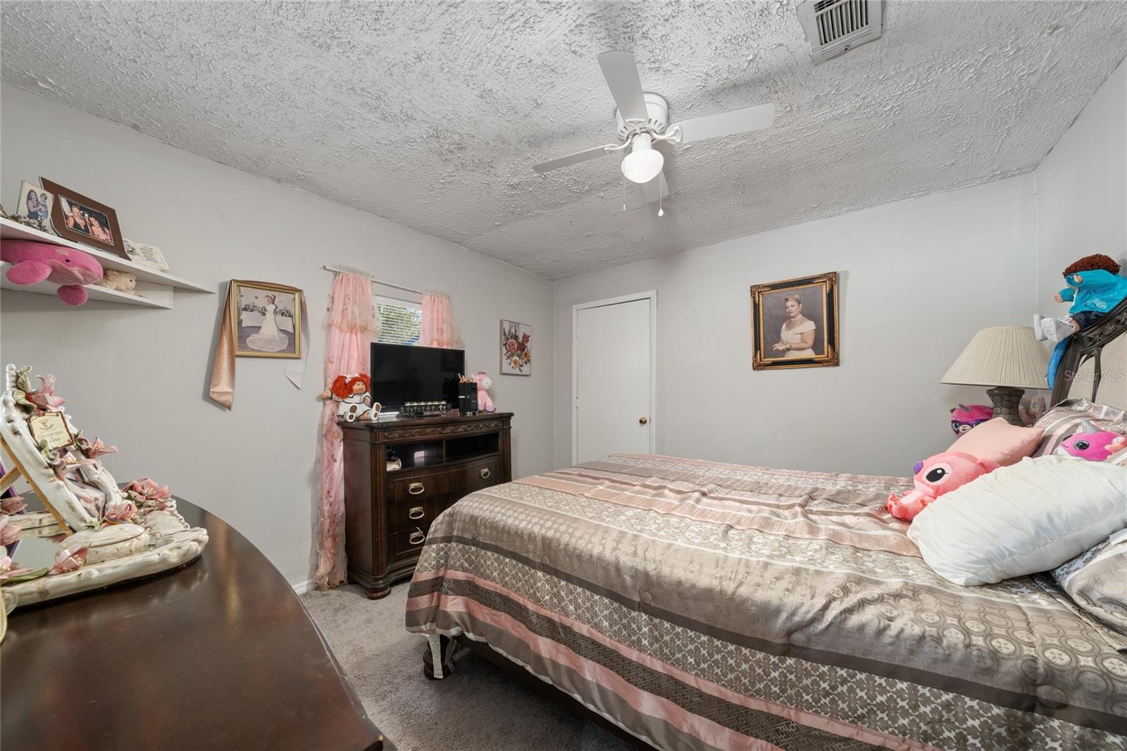 Image 21 of 38 For 2605 Island Oaks E