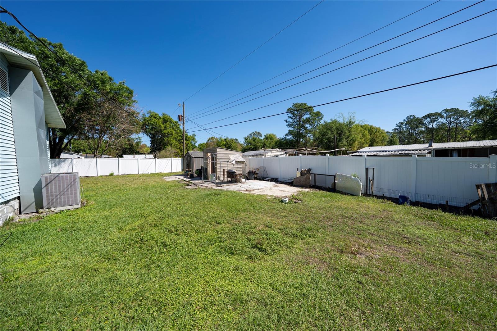 Image 35 of 38 For 2605 Island Oaks E