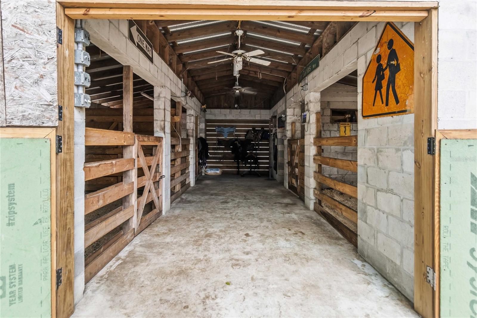 Image 42 of 62 For 1785 Sundance Drive