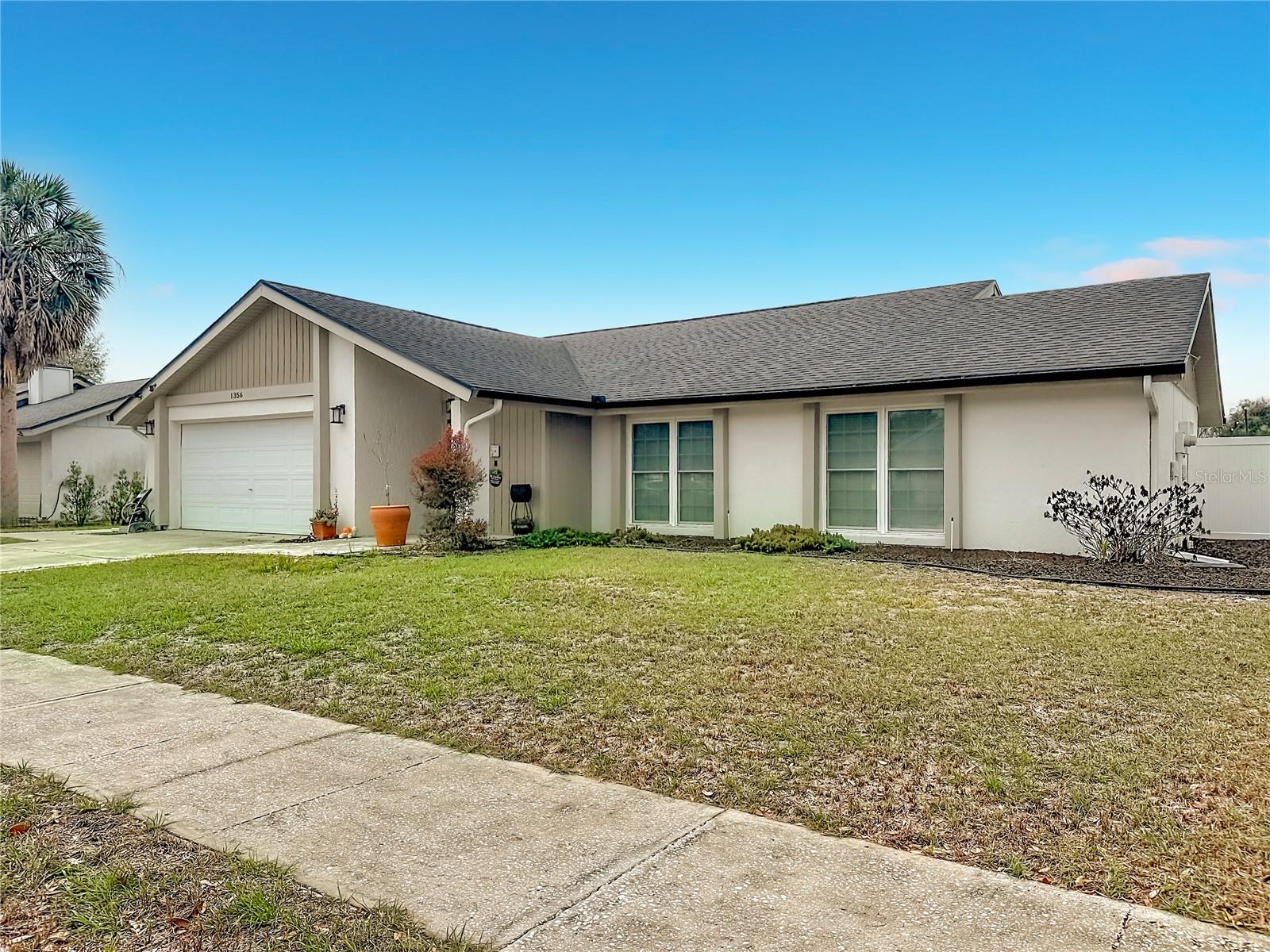 Image 15 of 41 For 1356 Via Villa Nova