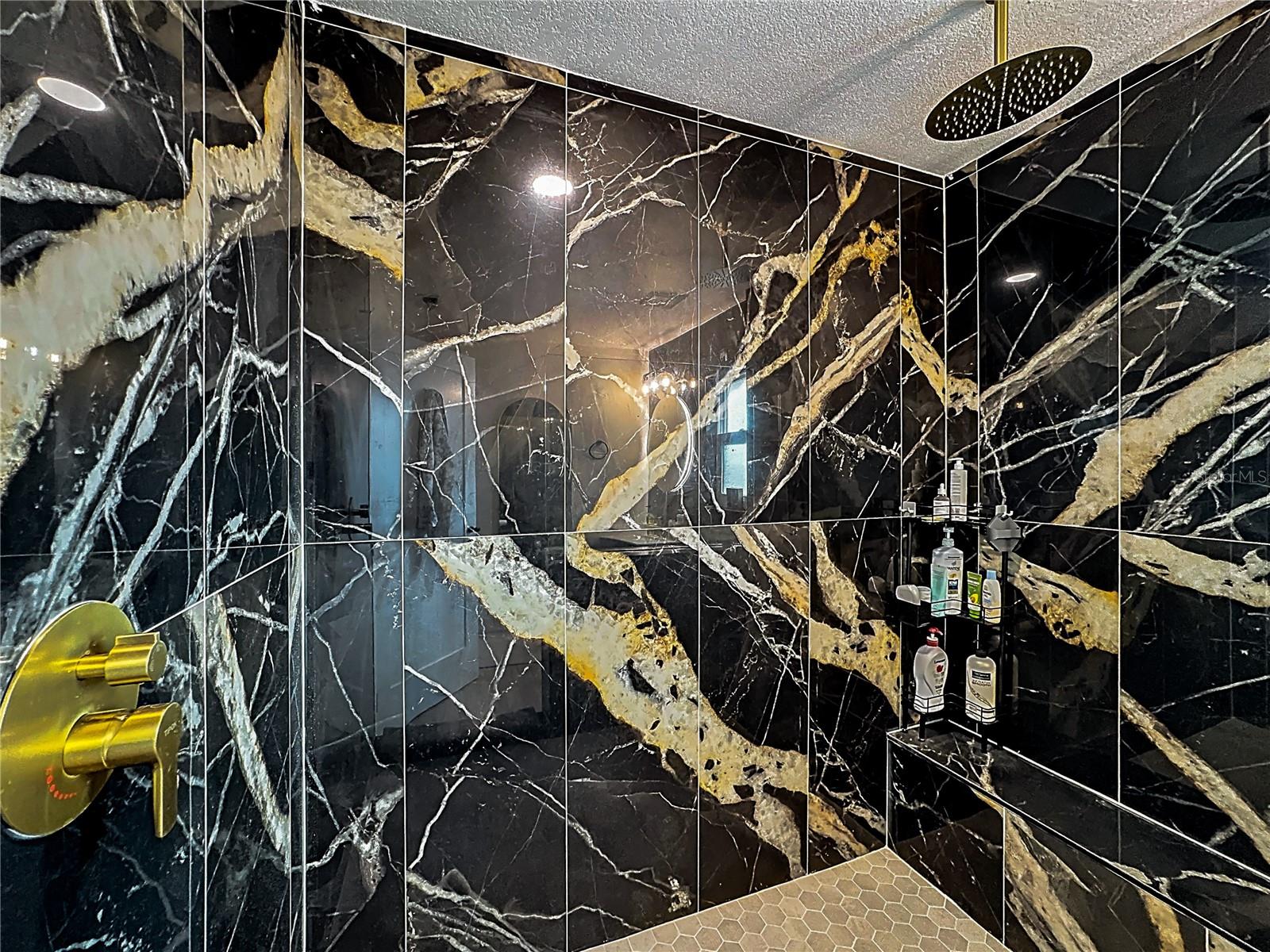 Image 21 of 41 For 1356 Via Villa Nova