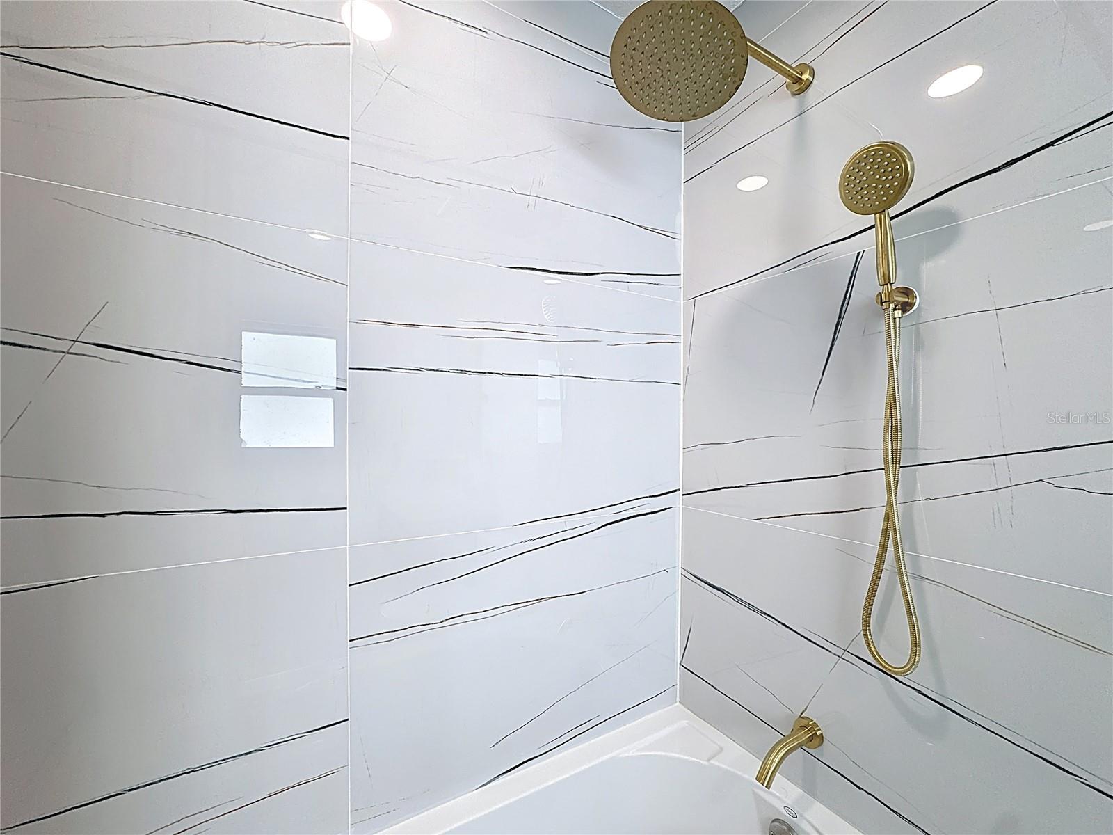 Image 28 of 41 For 1356 Via Villa Nova