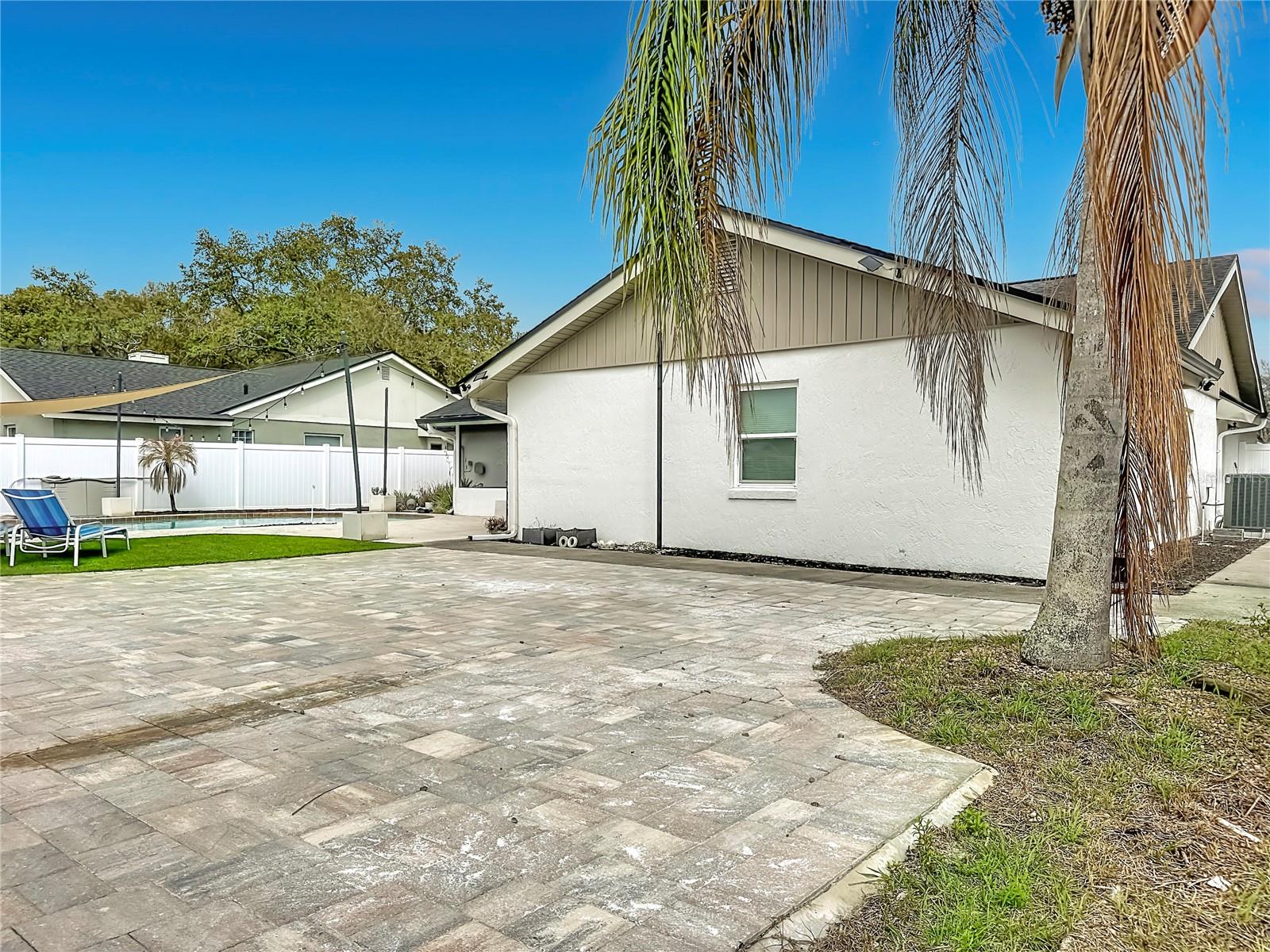 Image 9 of 41 For 1356 Via Villa Nova