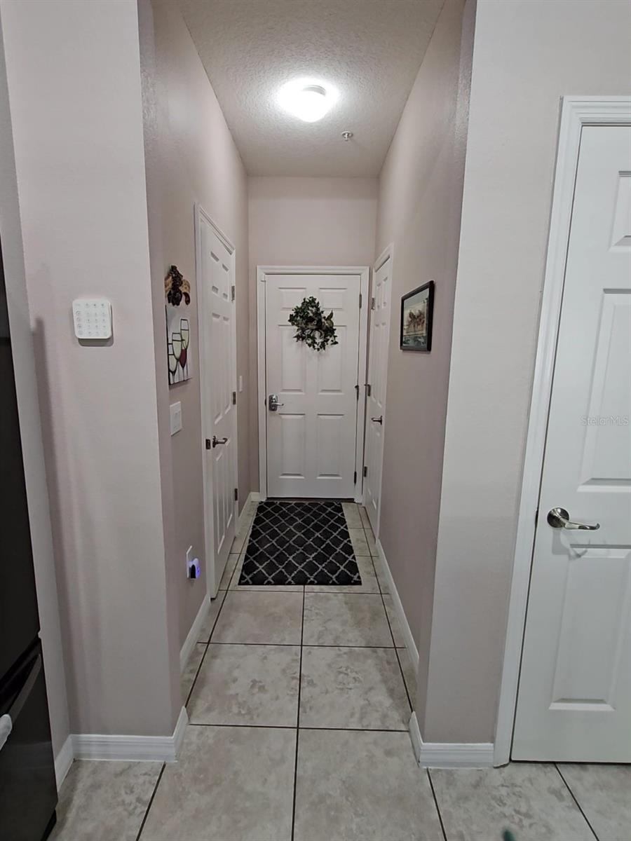 Image 9 of 26 For 2438 Seven Oaks Drive