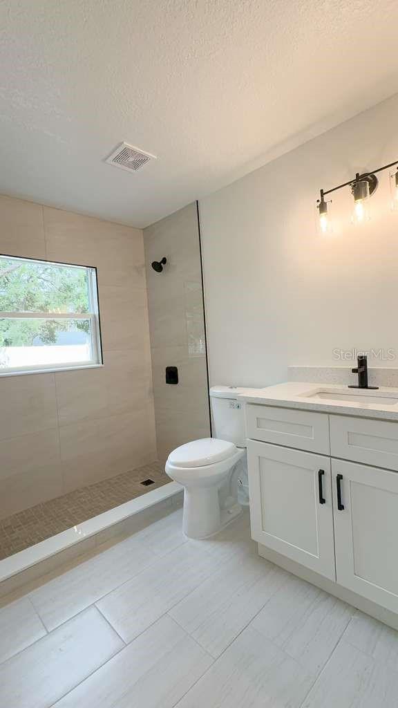 Image 13 of 19 For 1505 38th Street