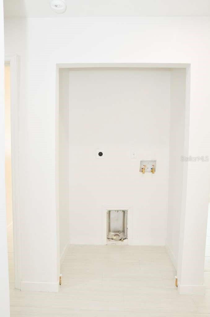 Image 14 of 19 For 1505 38th Street