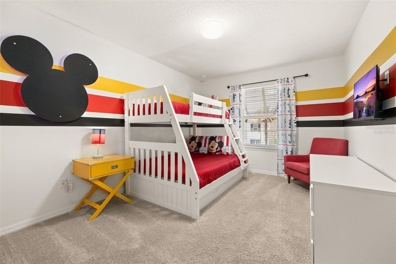 Image 15 of 36 For 1539 Carey Palm Circle