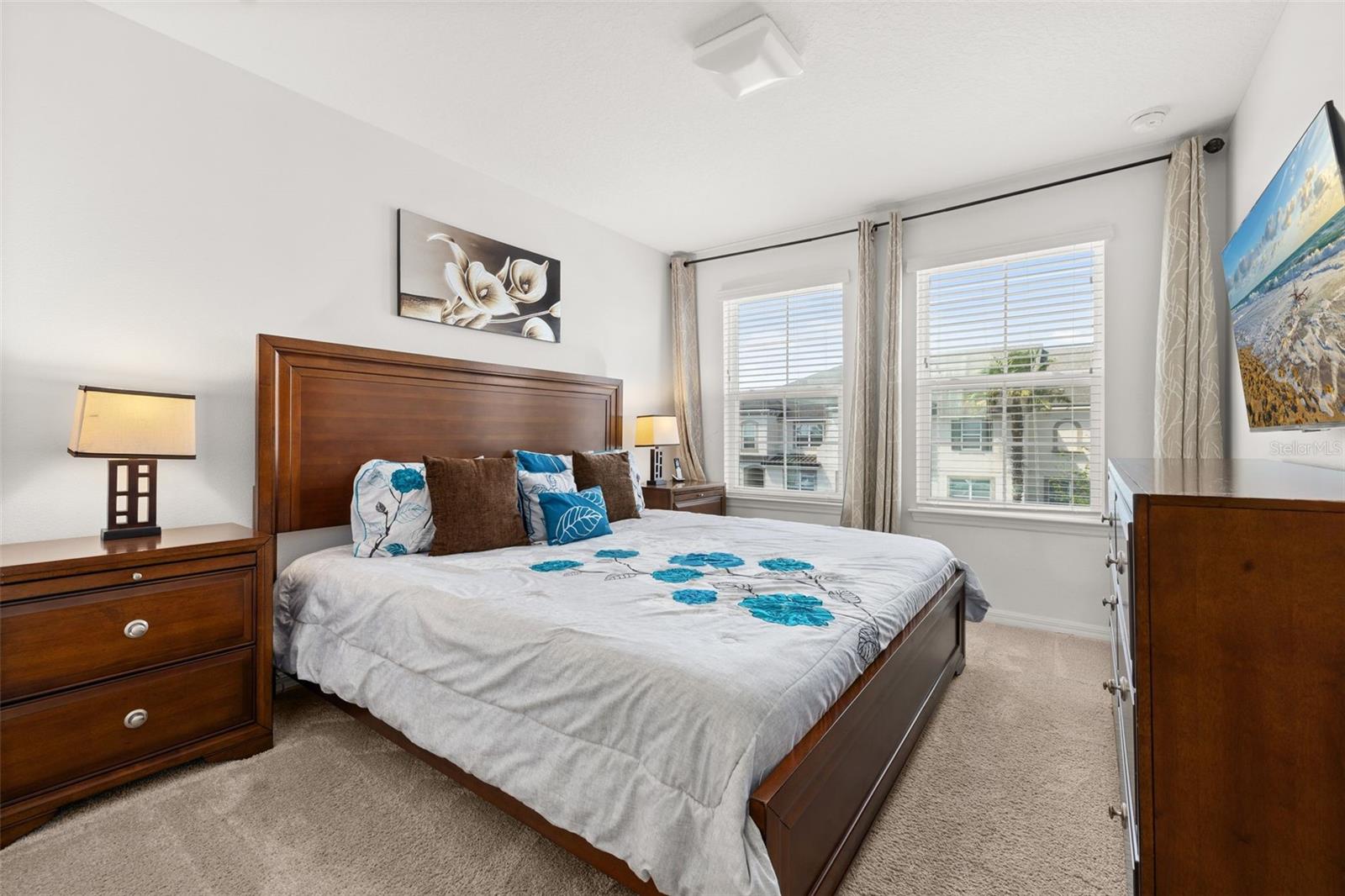 Image 18 of 36 For 1539 Carey Palm Circle