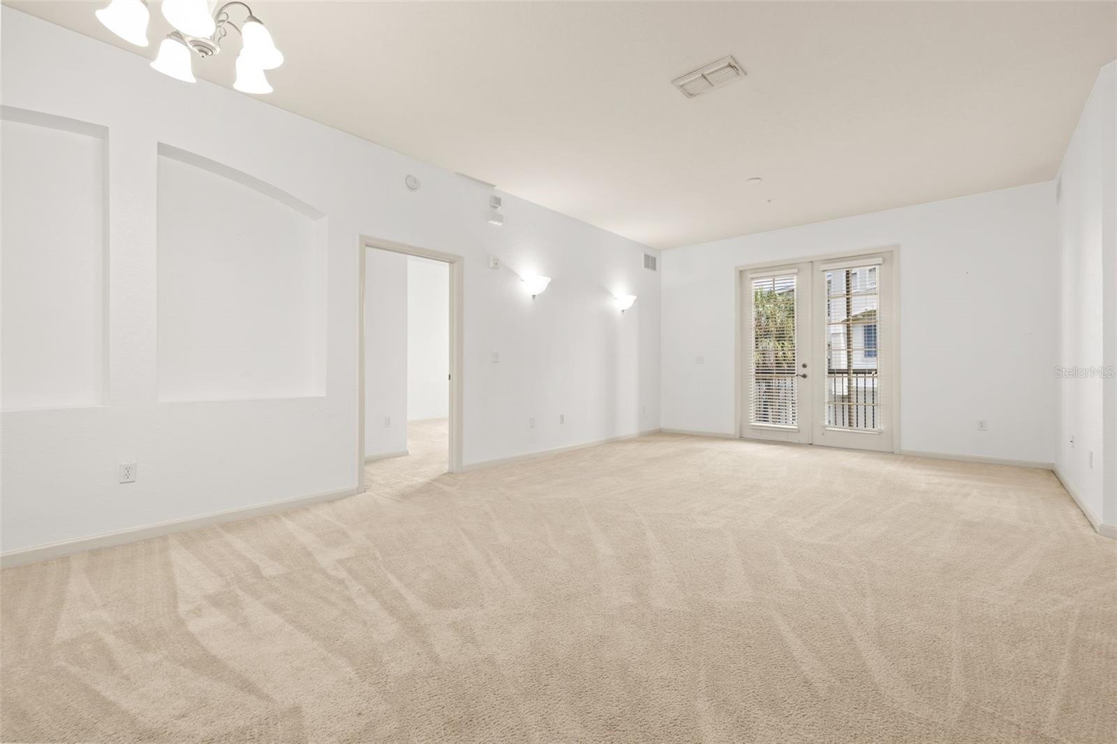 Image 4 of 37 For 3025 Greystone Loop 204