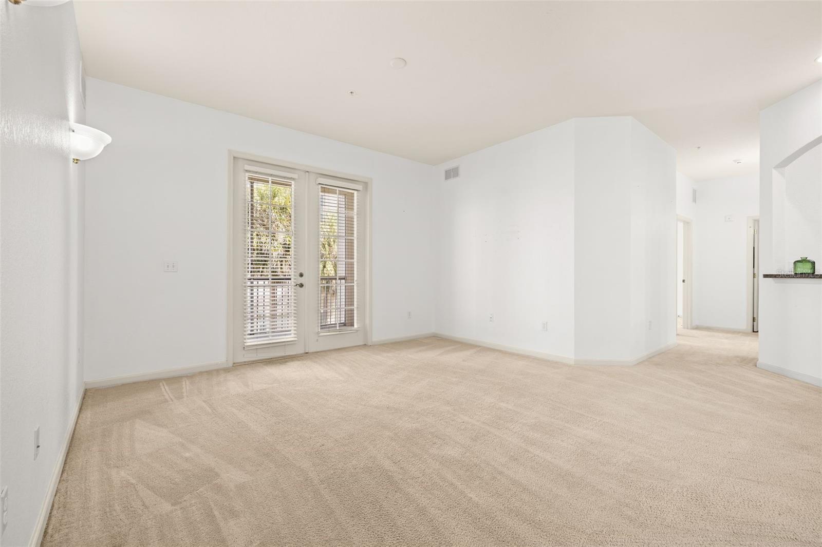 Image 8 of 37 For 3025 Greystone Loop 204