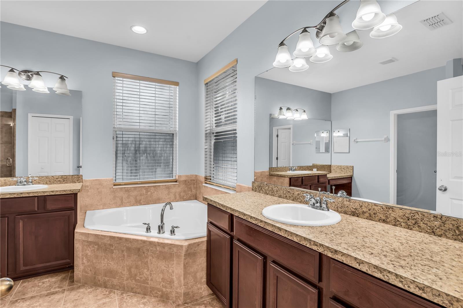 Image 35 of 62 For 3402 Mccormick Woods Drive