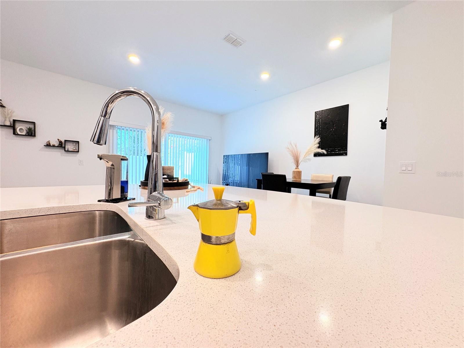 Image 11 of 39 For 5020 Revolutionary Way