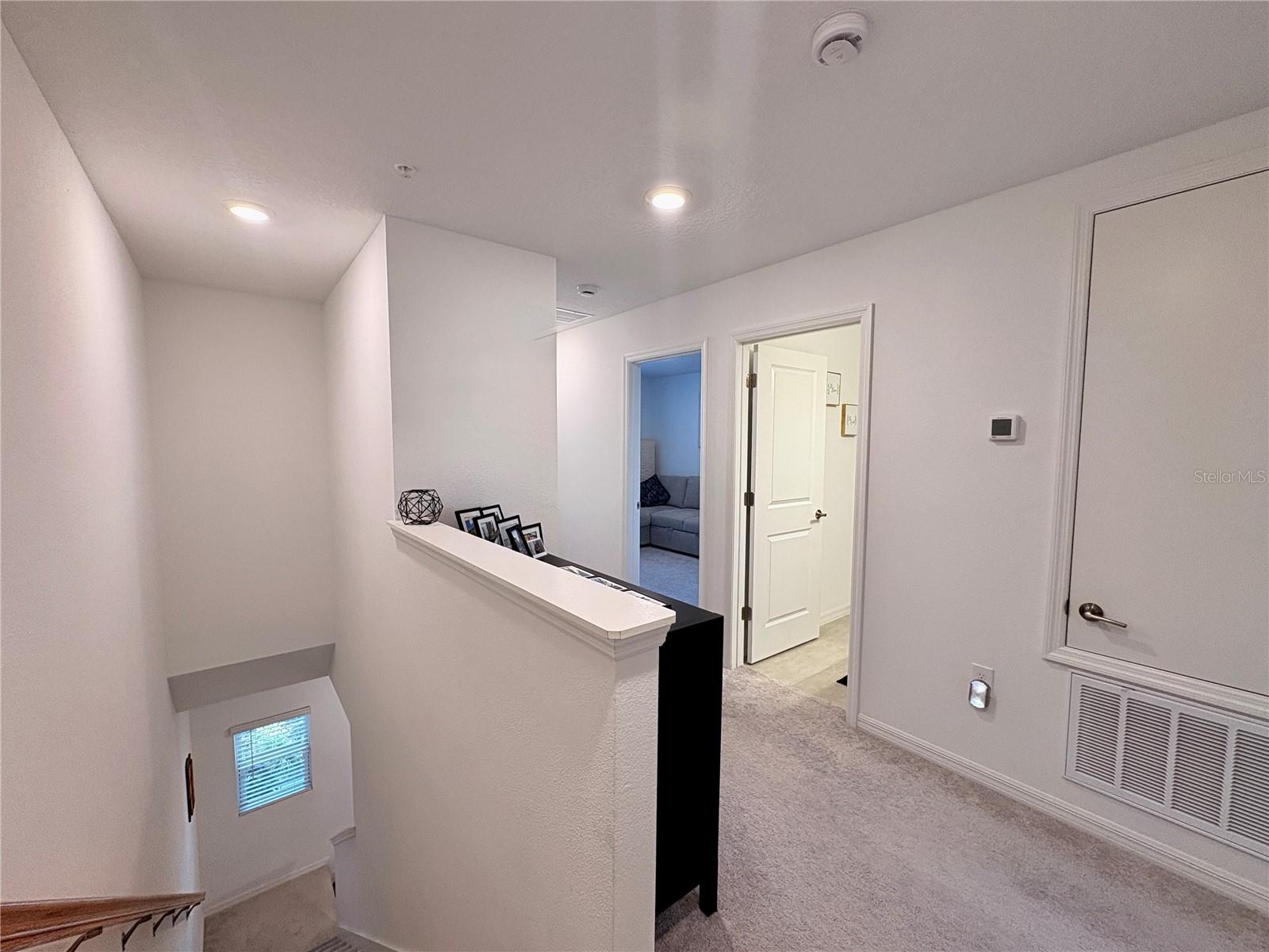 Image 21 of 39 For 5020 Revolutionary Way