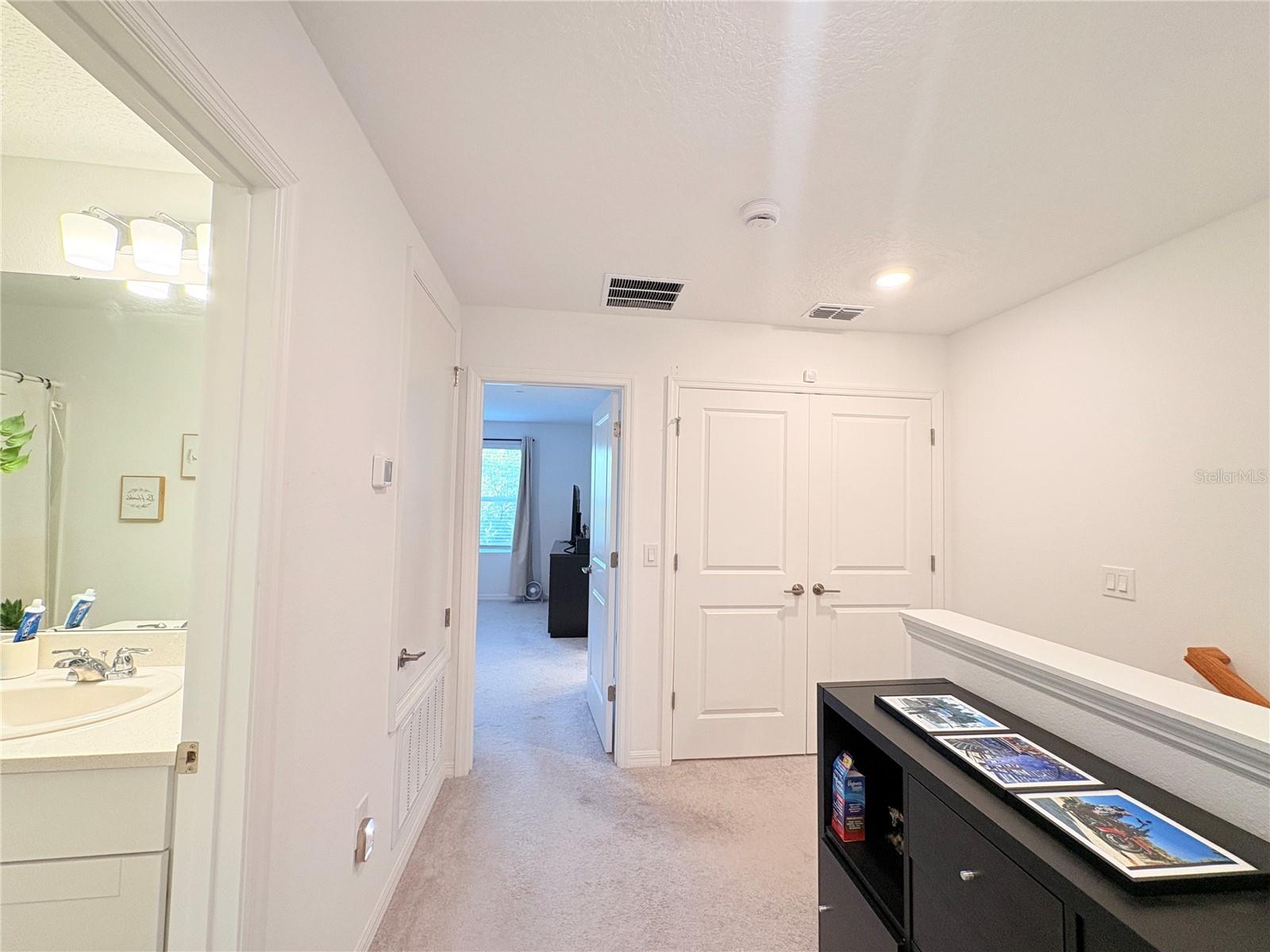 Image 35 of 39 For 5020 Revolutionary Way