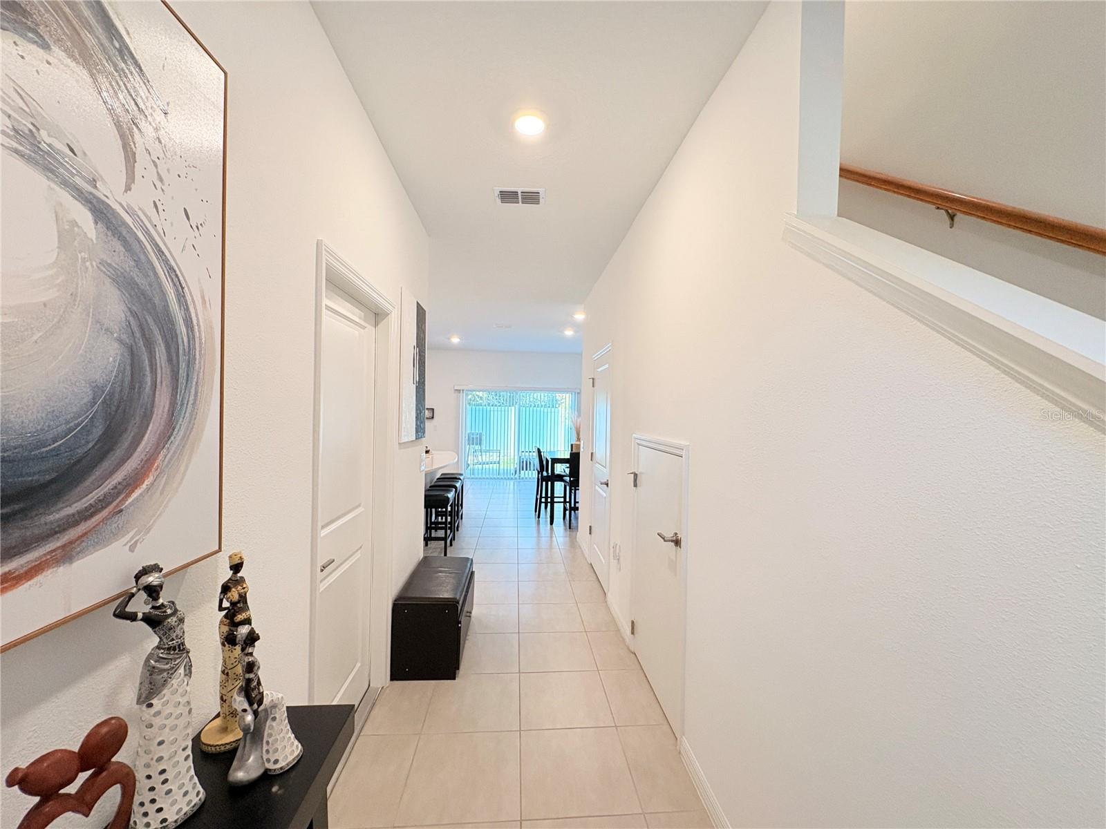 Image 6 of 39 For 5020 Revolutionary Way