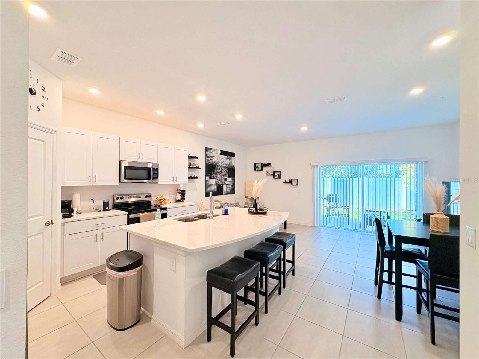 Image 7 of 39 For 5020 Revolutionary Way