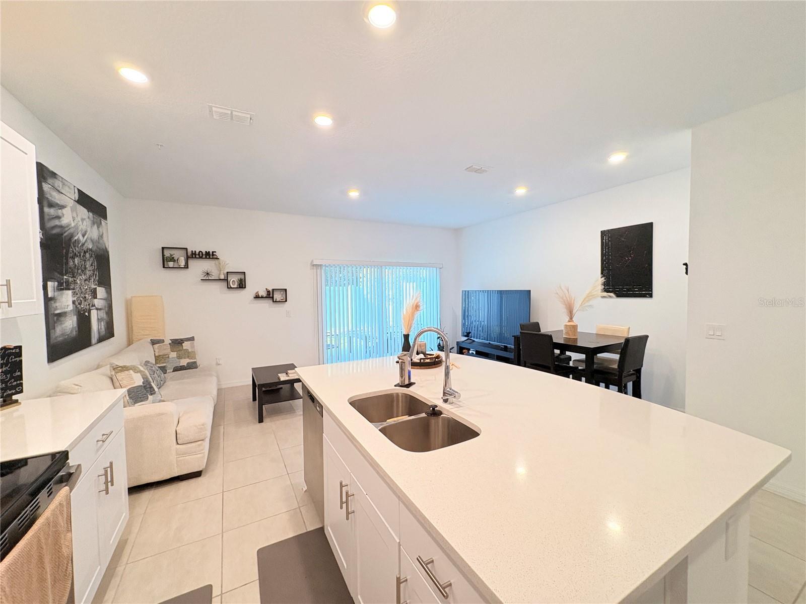 Image 8 of 39 For 5020 Revolutionary Way