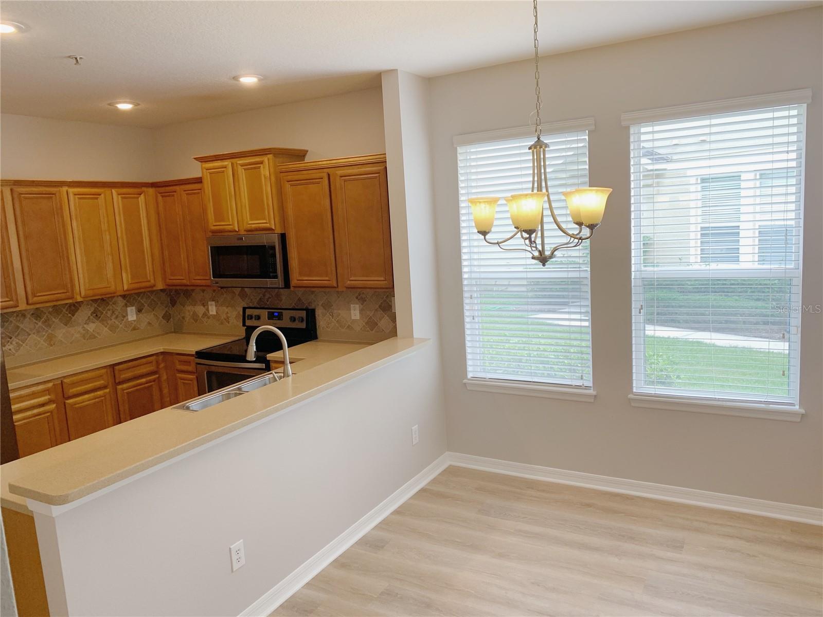 Image 6 of 27 For 10353 Lake District Lane 56c