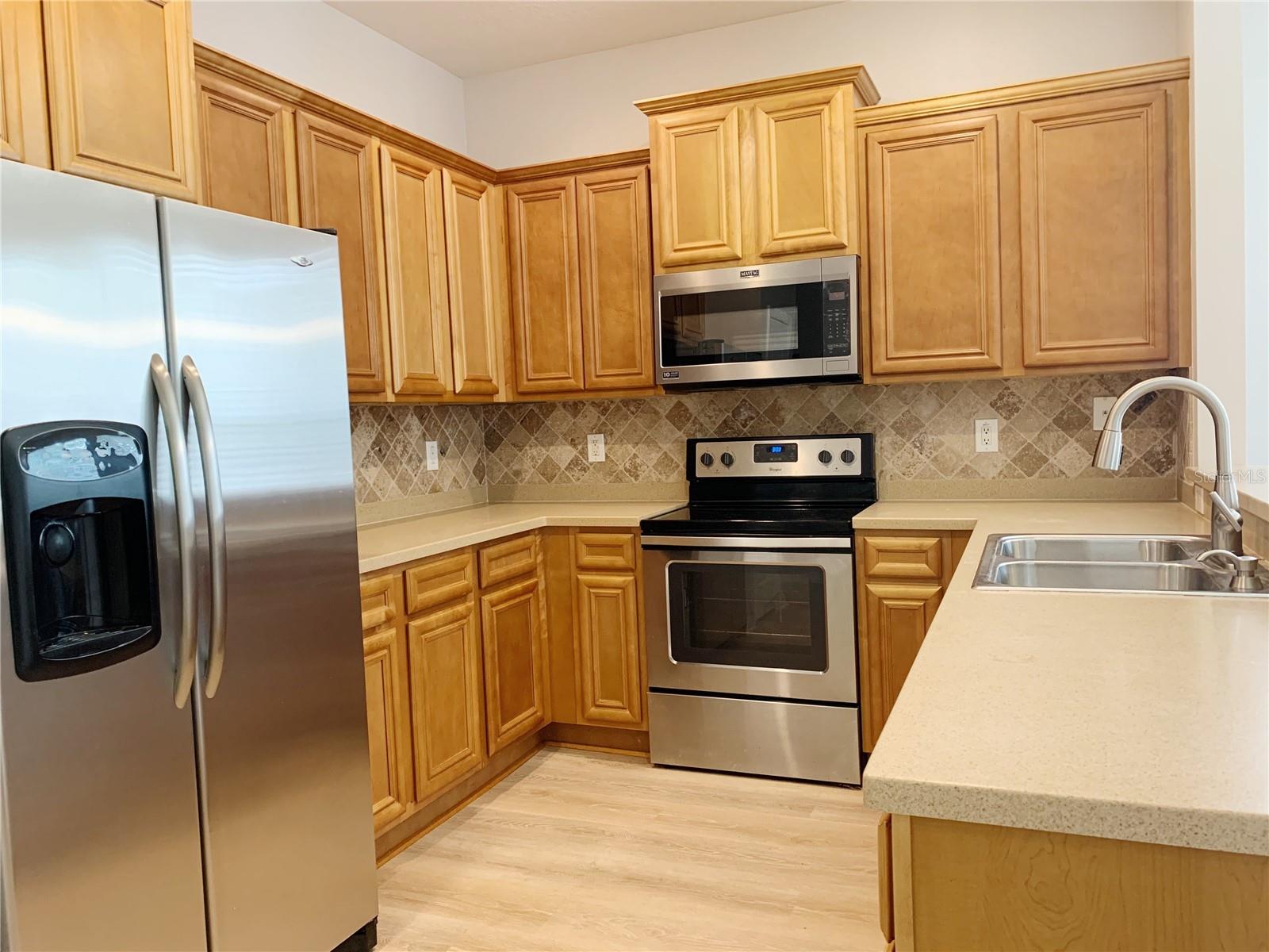 Image 8 of 27 For 10353 Lake District Lane 56c