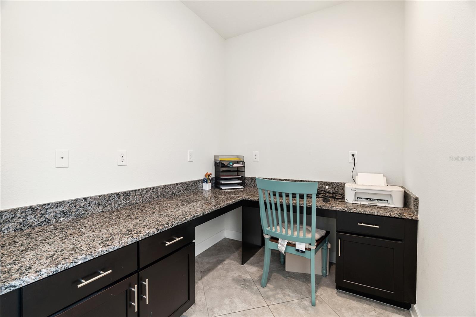 Image 16 of 84 For 3117 Dark Sky Dr