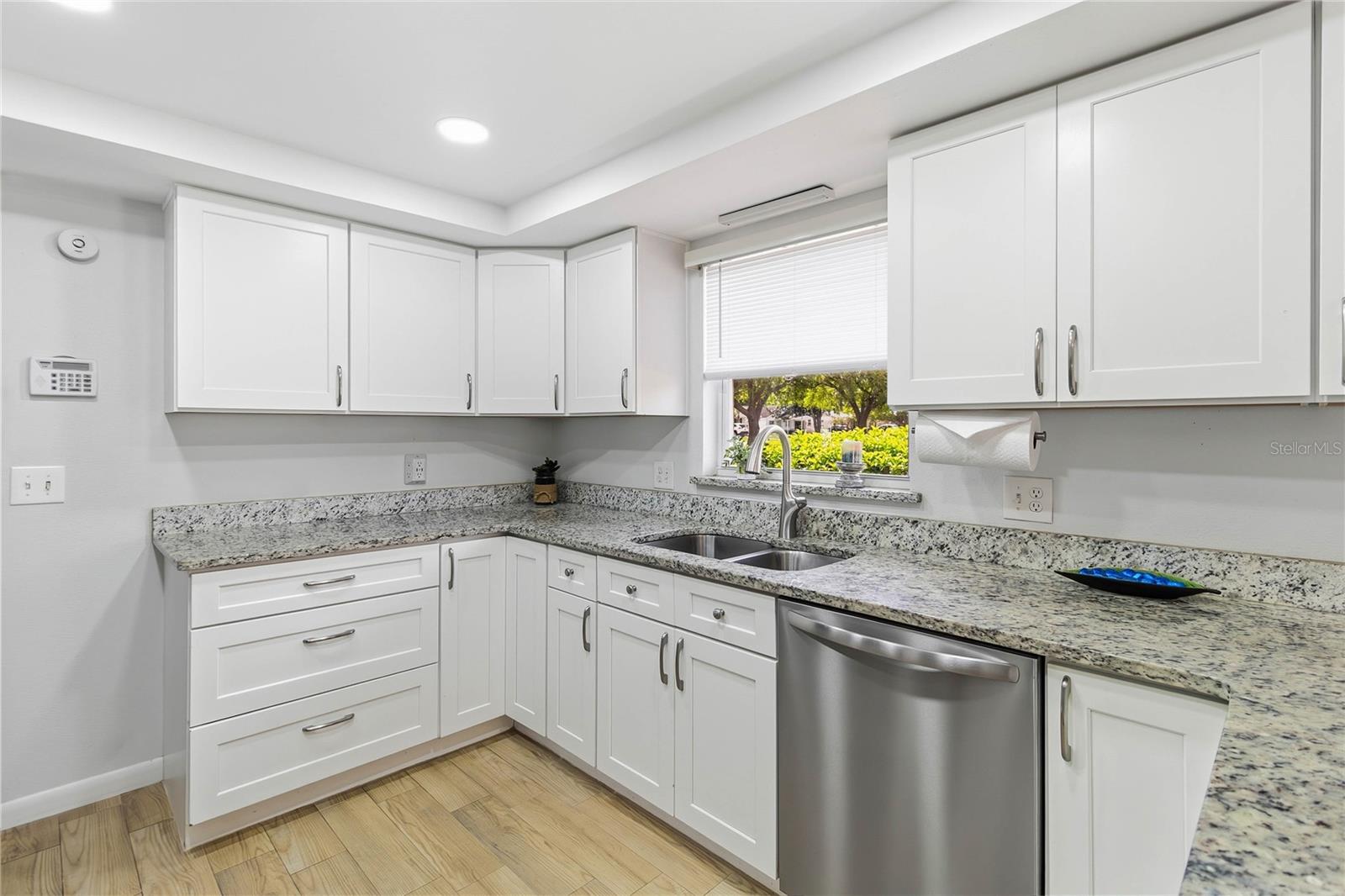 Image 13 of 53 For 222 Maryland Avenue