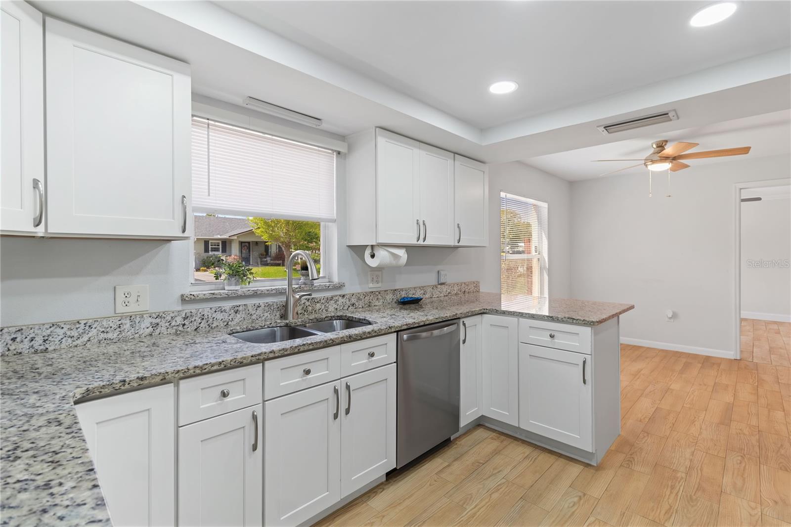 Image 15 of 53 For 222 Maryland Avenue